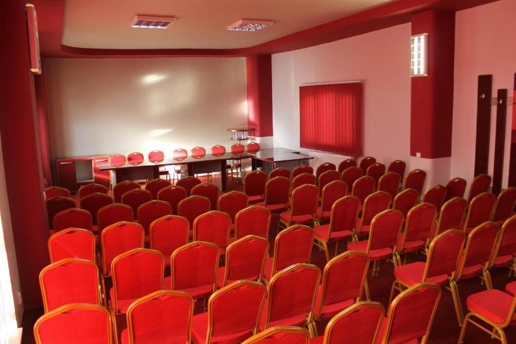 Complex Balnear Cerbul Ξενοδοχείο Κοβάσνα Εξωτερικό φωτογραφία