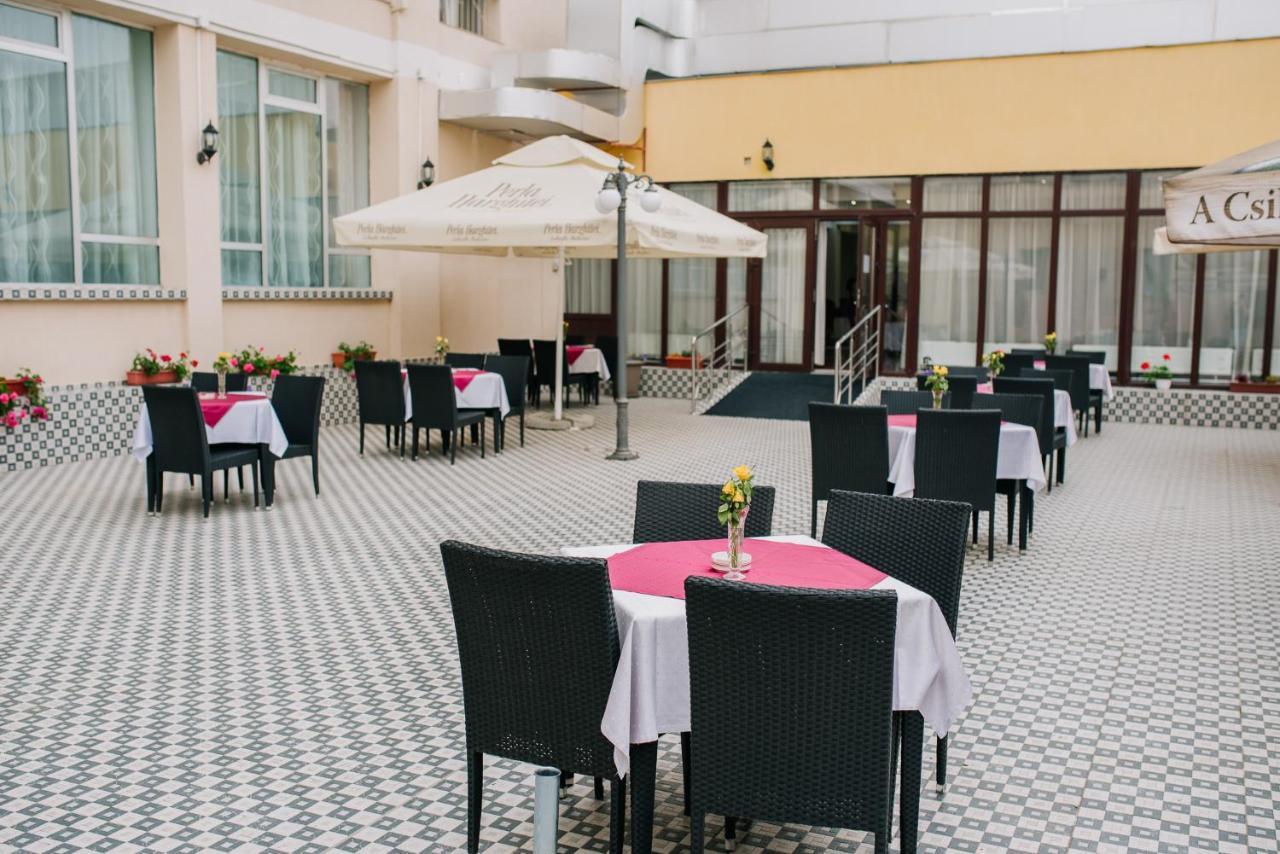 Complex Balnear Cerbul Ξενοδοχείο Κοβάσνα Εξωτερικό φωτογραφία