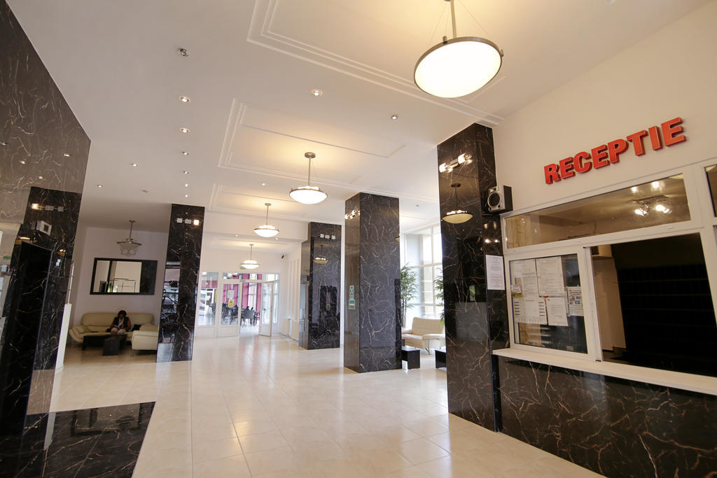Complex Balnear Cerbul Ξενοδοχείο Κοβάσνα Εξωτερικό φωτογραφία