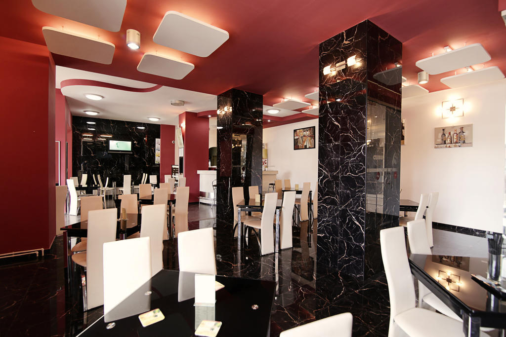 Complex Balnear Cerbul Ξενοδοχείο Κοβάσνα Εξωτερικό φωτογραφία
